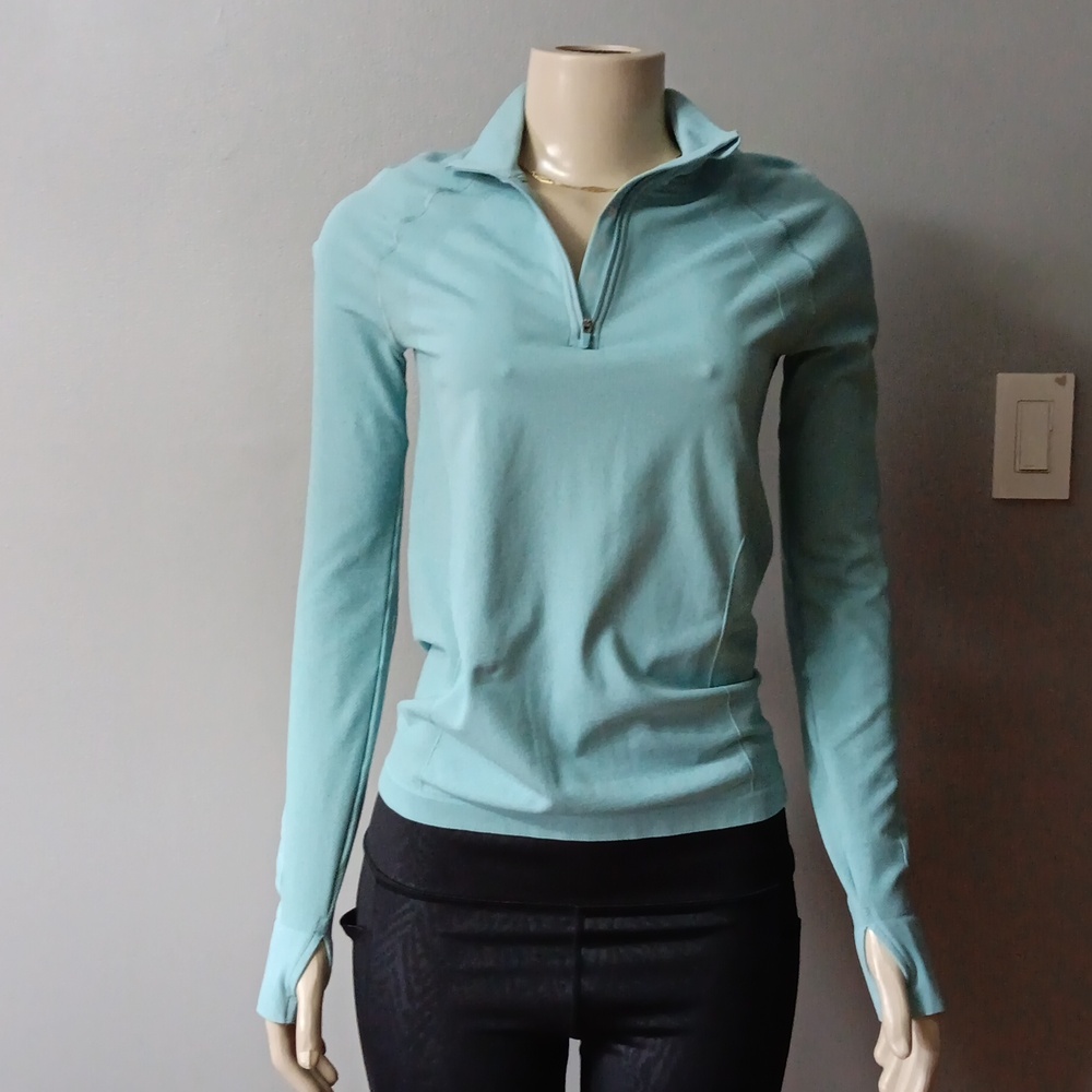 Sweaty Betty Running quarter zip w/thumbholes size M